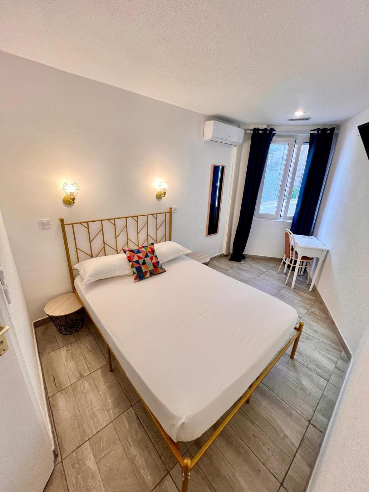 Appia Hotel カンヌ エクステリア 写真